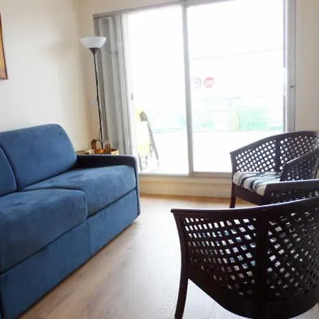 3 Chambres 8 Personnes شقة